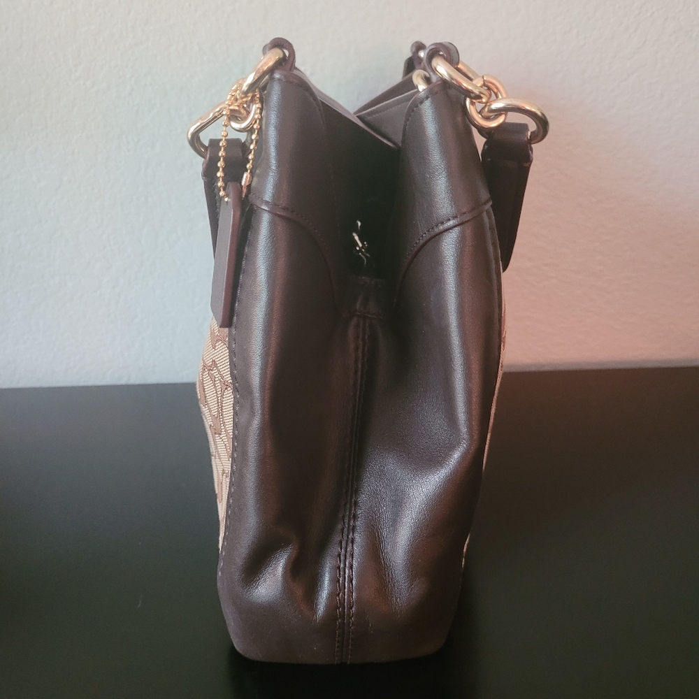 Coach Small Lexy Shoulder Bag - Picture 5 of 16